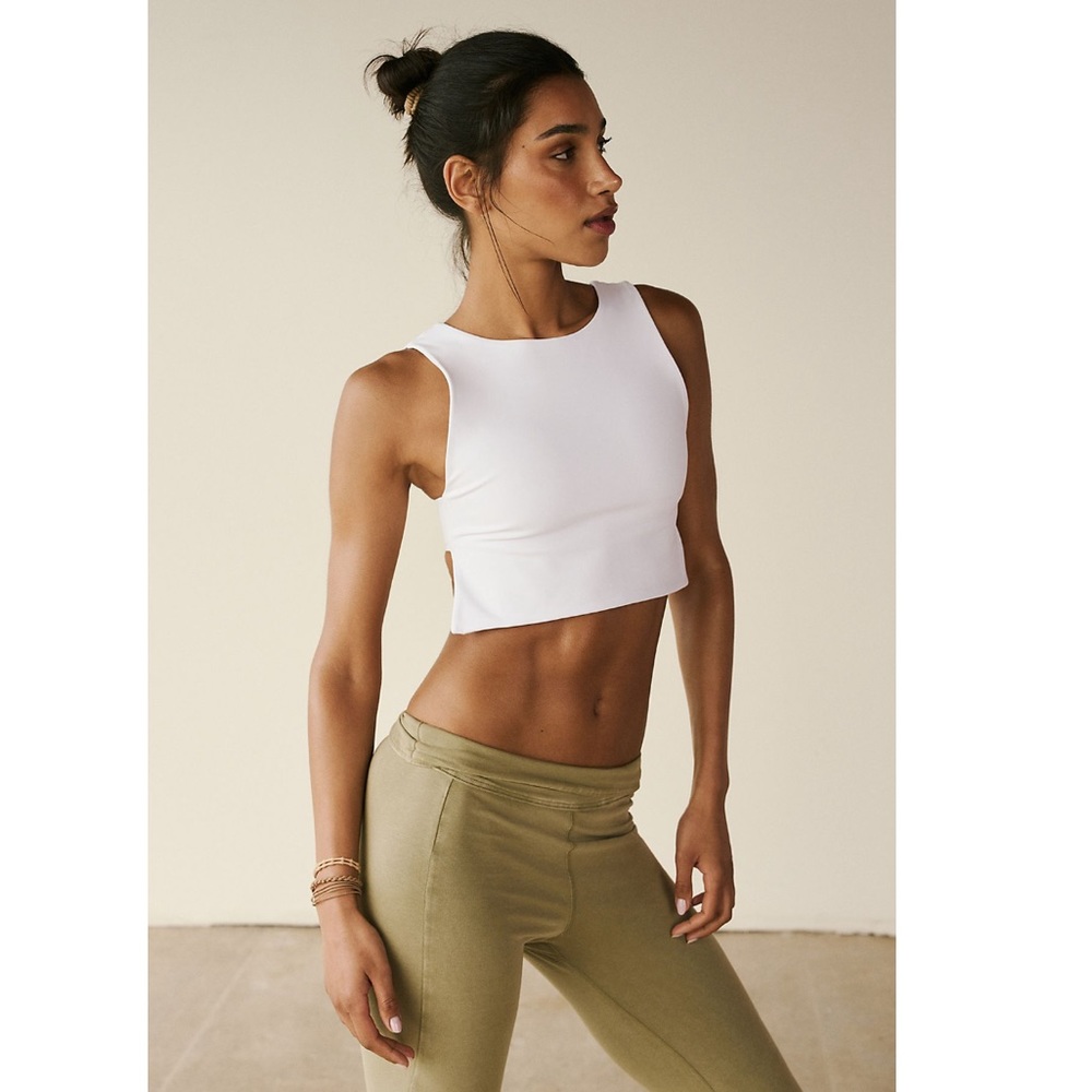 EUC! ✨ Free People Top
